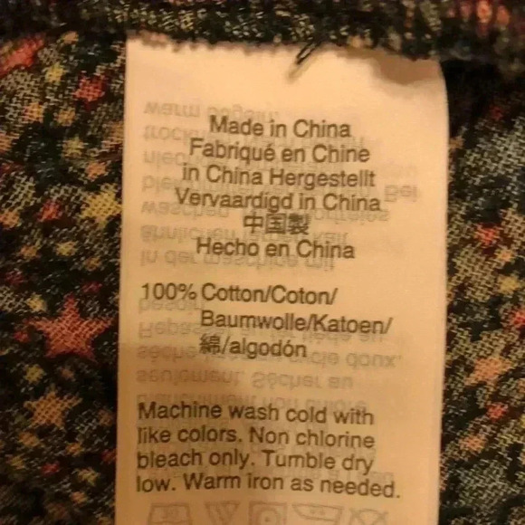 Madewell pullover top with button front. Short sleeves. - Picture 7 of 9